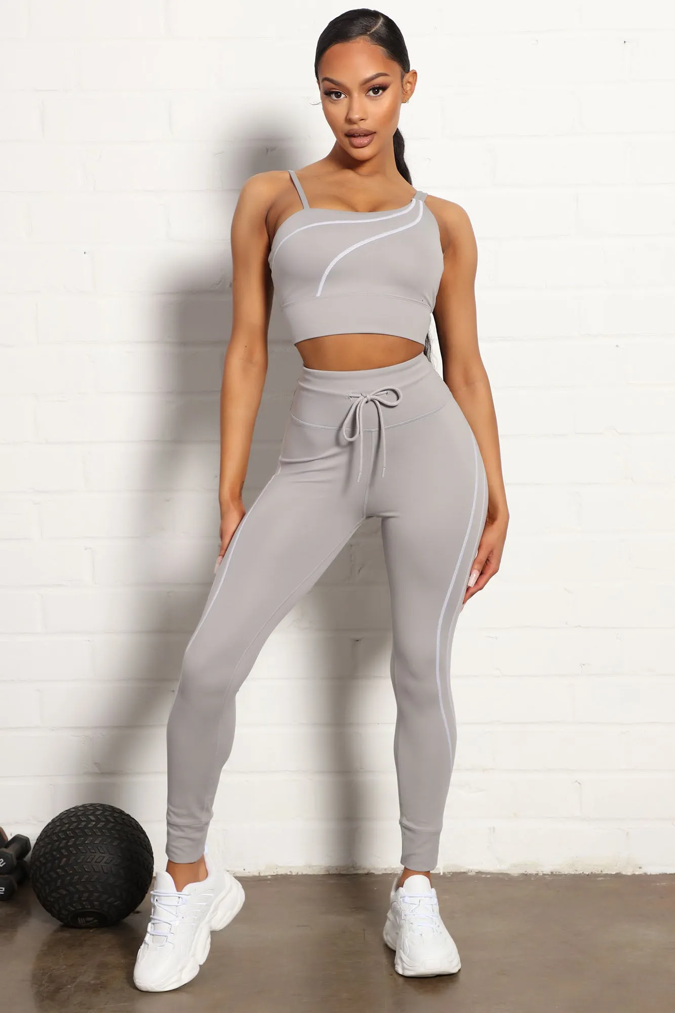 All You Got Active Contrast Stitch Super Soft Sports Bra - Grey